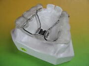 Modell einer Kappenschiene